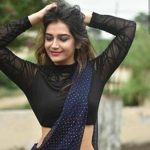 Meet your Posher, Vicki